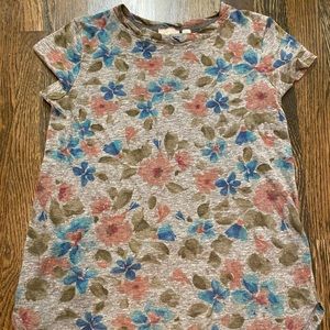 Anthropologie Postage Stamp flower tee